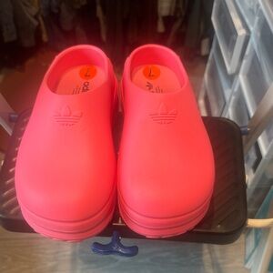 Adidas Kids Bright Pink Slippers